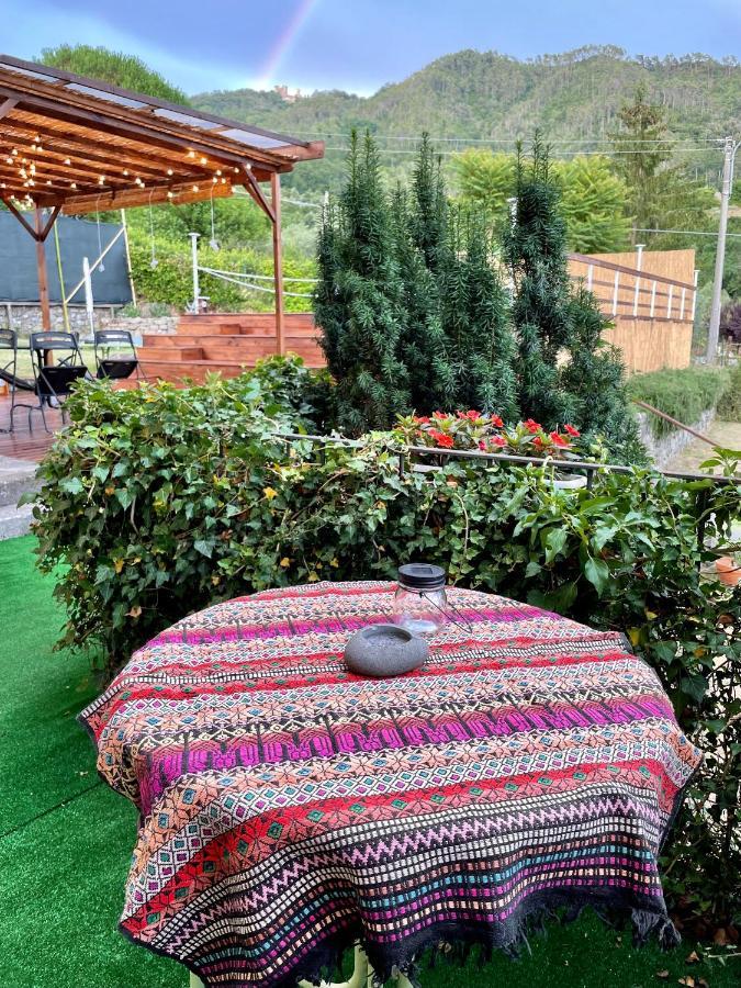 Bed and Breakfast Impronte Nel Bosco Calice al Cornoviglio Esterno foto